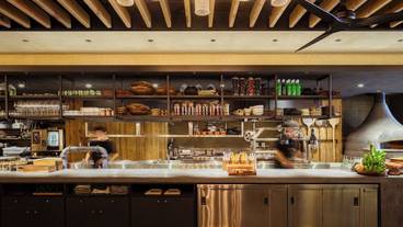 朝食スペース / 12