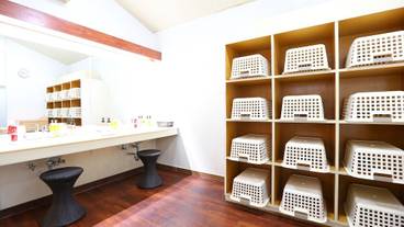 大浴場脱衣所 / 3