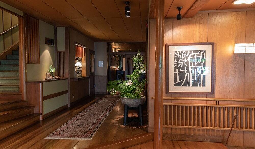 エントランス② / 3