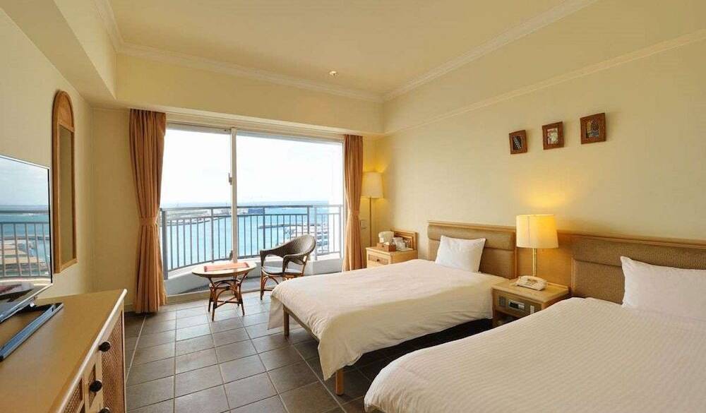 スタンダードツイン / 4