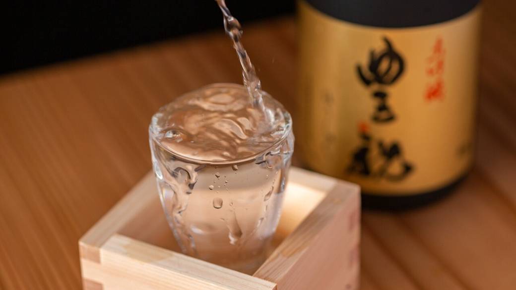 酒蔵では試飲も / 1