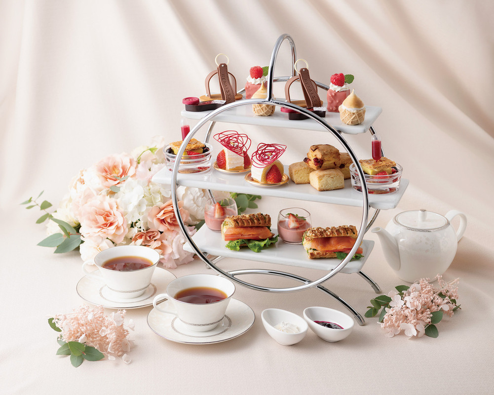 ラウンジ　アフタヌーンティー