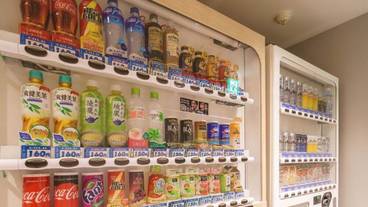 自動販売機 / 17