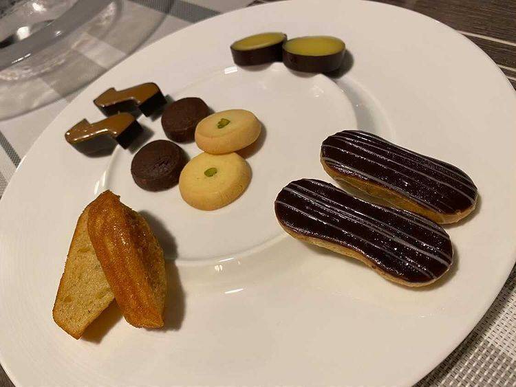 軽井沢の夜を彩る
フレンチコース / 3