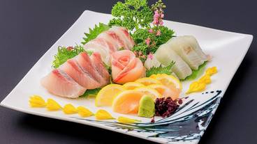 食事・飲み物 / 27