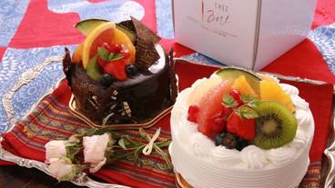 食事・飲み物 / 1