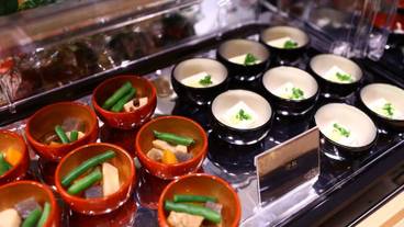 朝食ビュッフェ / 8