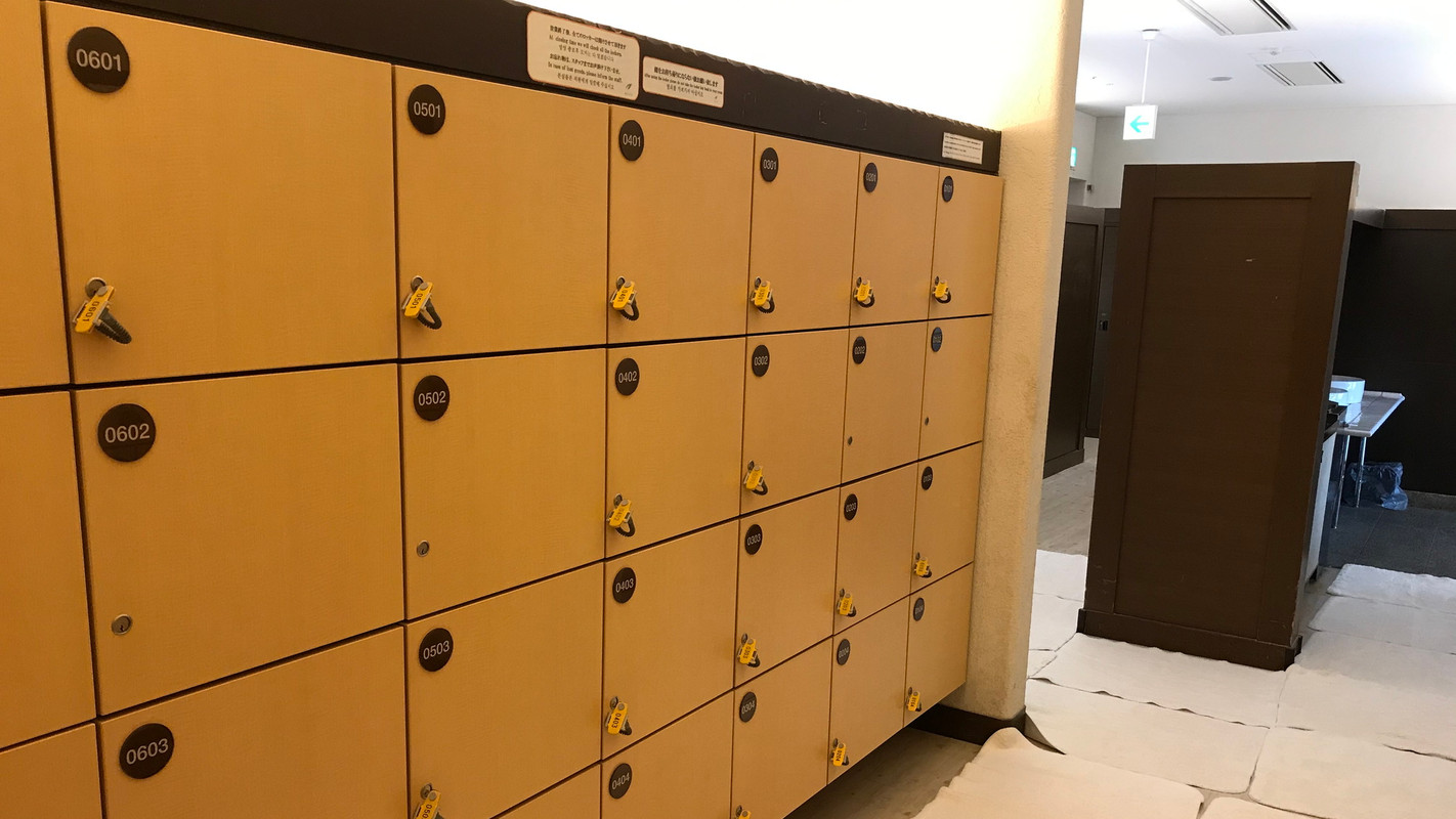 宿泊者用スパロッカー