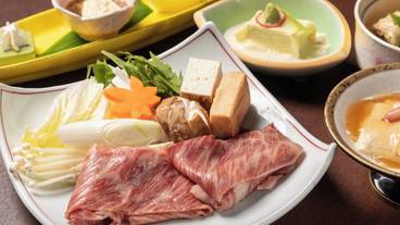 食事・飲み物 / 12