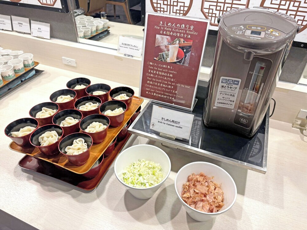 朝食ビュッフェ