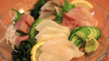 食事・飲み物 / 3