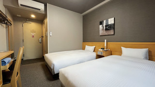 ツインルームシングルサイズベッド 2 台禁煙