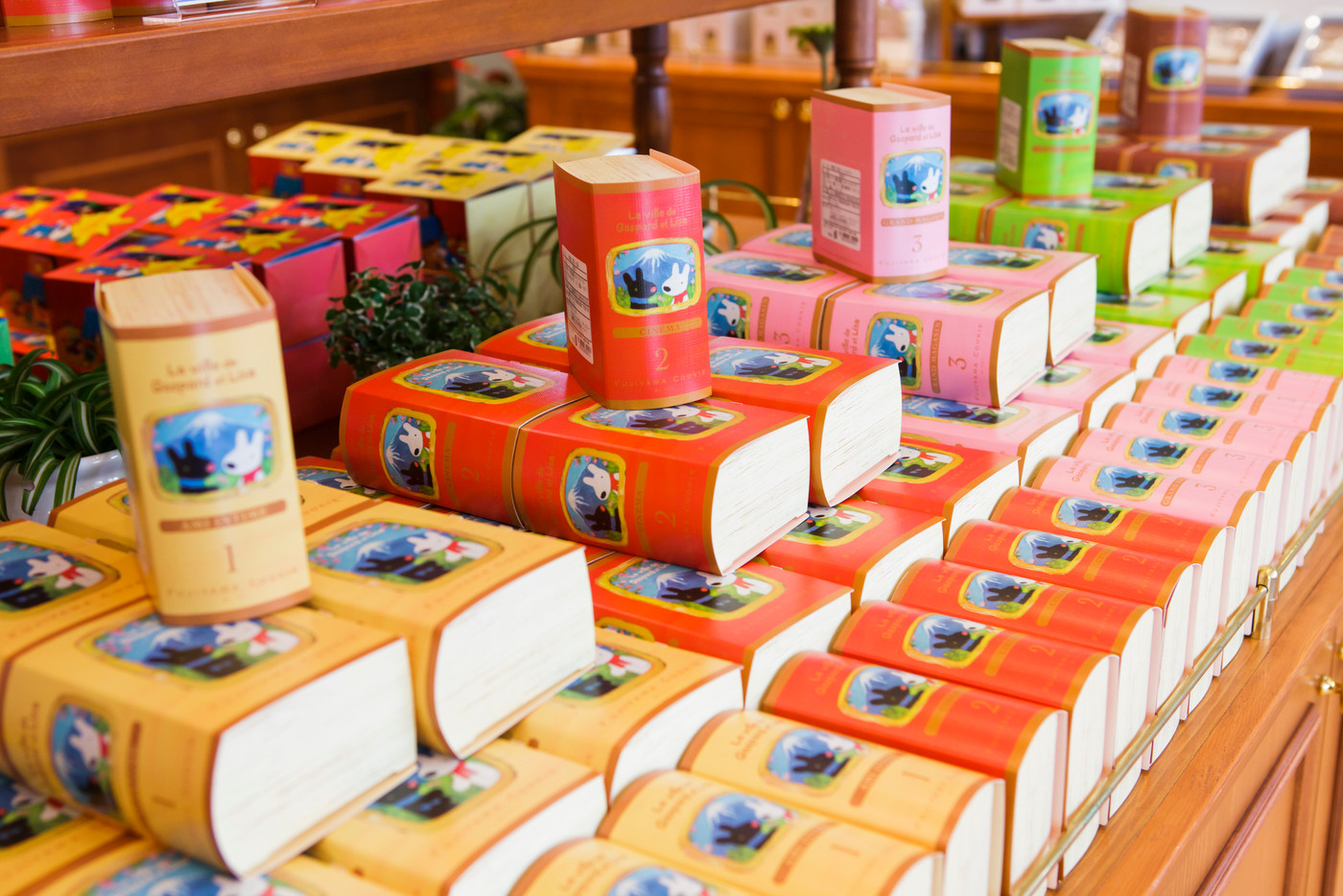 4. 世界中でここだけ♡ ほのぼの可愛いリサとガスパールに出会える場所1911405