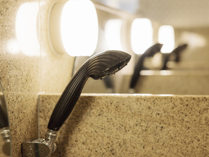 「シャワーヘッドバイキング」として2025年秋にリニューアル。「ミラブル」や「キヌージョ」などこだわりシャワーヘッドが並びます