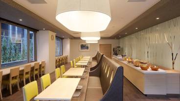 朝食スペース / 3