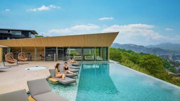 インフィニティ プール / 10