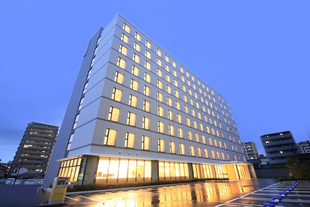 開業以来の人気メニュー「アーモンドトースト」など、郷土色豊かな朝食3532944