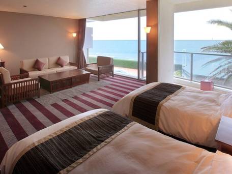 鴨川グランドホテル / 3