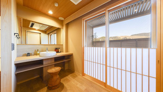 和室 (素泊まり) チェックイン:7時まで