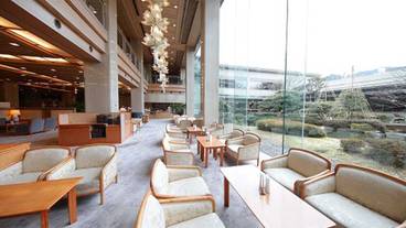 カフェ ラウンジ / 2