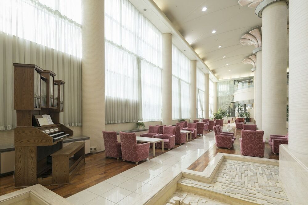 ロビーラウンジ