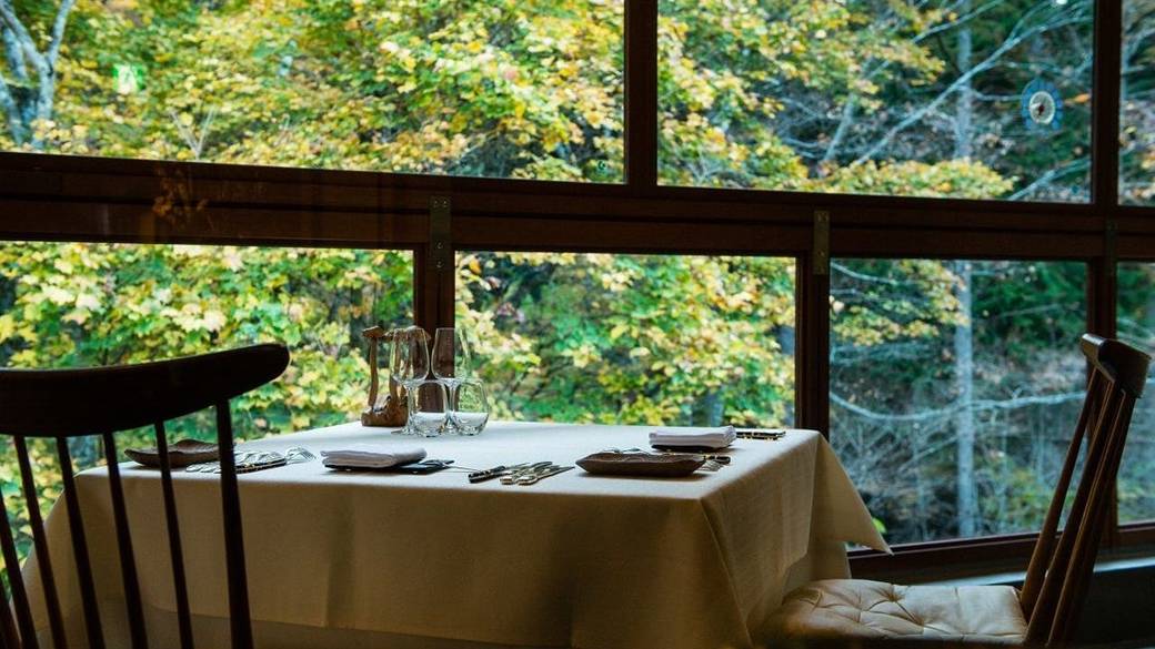 健やかな心身を
取り戻す癒しの旅 / 1