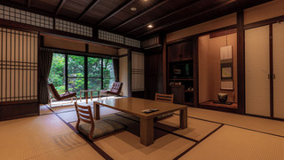 落合の間 (京間8畳+4畳)