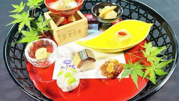 食事・飲み物 / 26