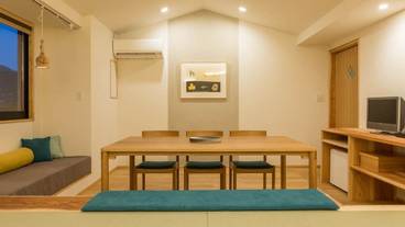 客室内のダイニングエリア / 34