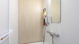 ベーシック ルーム クイーンベッド 1 台 禁煙