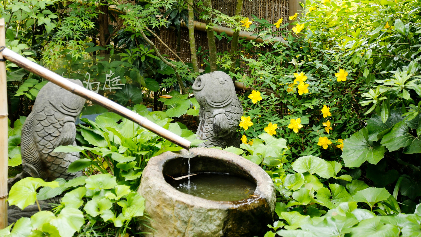 無名庭 オブジェ