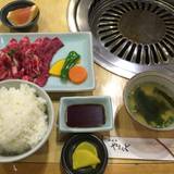 肉のやまもと（ニクノヤマモト）