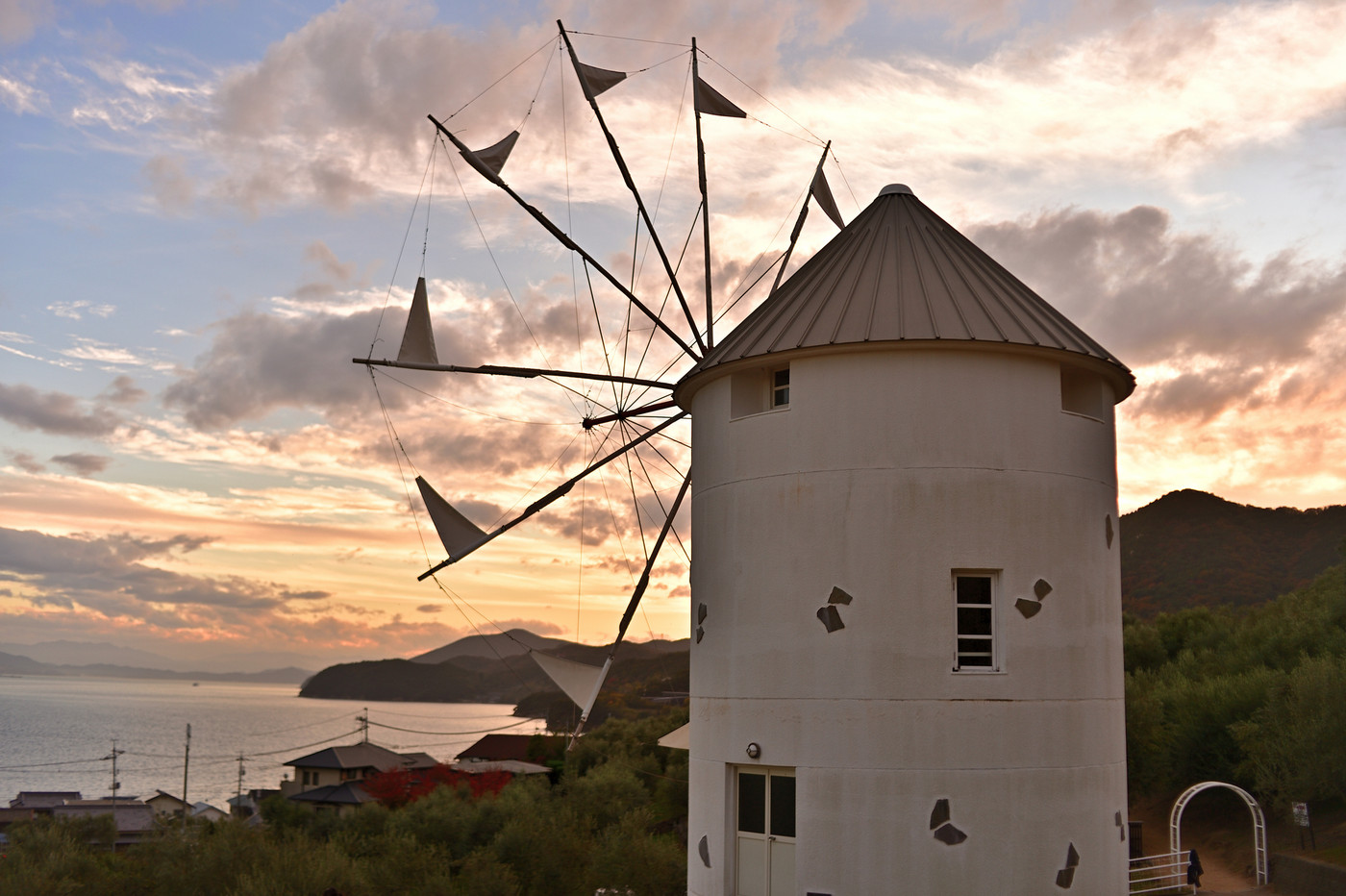香川 小豆島 オリーブ公園 風車