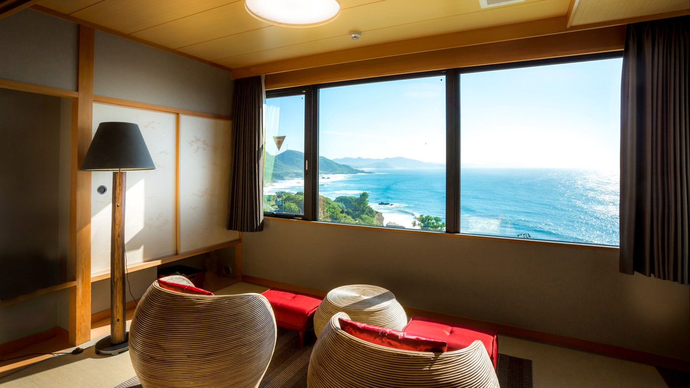 6.海の絶景に癒される「大人の絶景隠れ宿 寿海亭」3955589