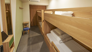 プライベート フォース＜二段ベッド＞ 共用バスルーム