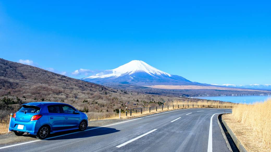 富士山を目指して
いざ山中湖のほとりへ / 1