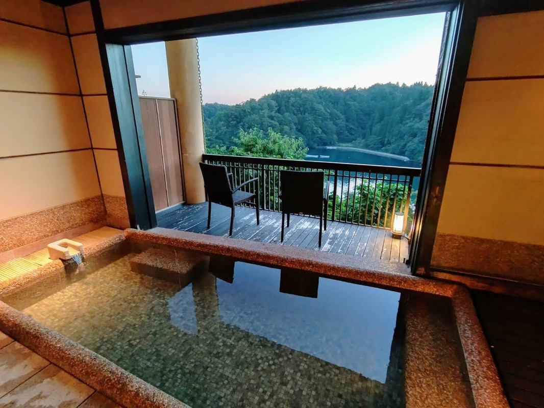 貸切半露天風呂／漁火・夕凪