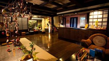 内部エントランス / 2