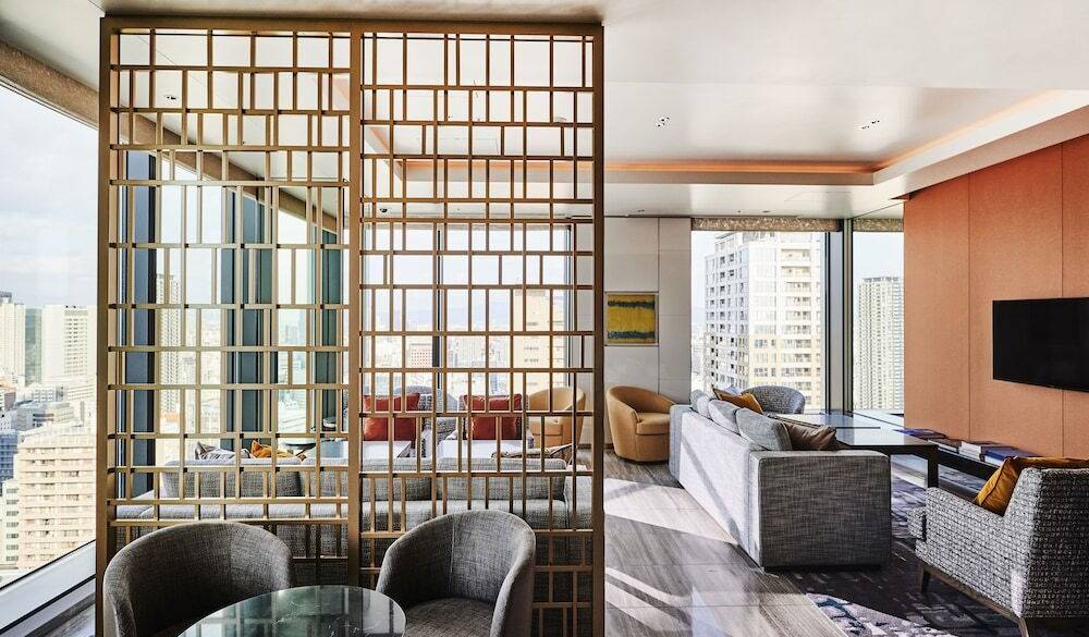 エグゼクティブラウンジ(昼)① / 2