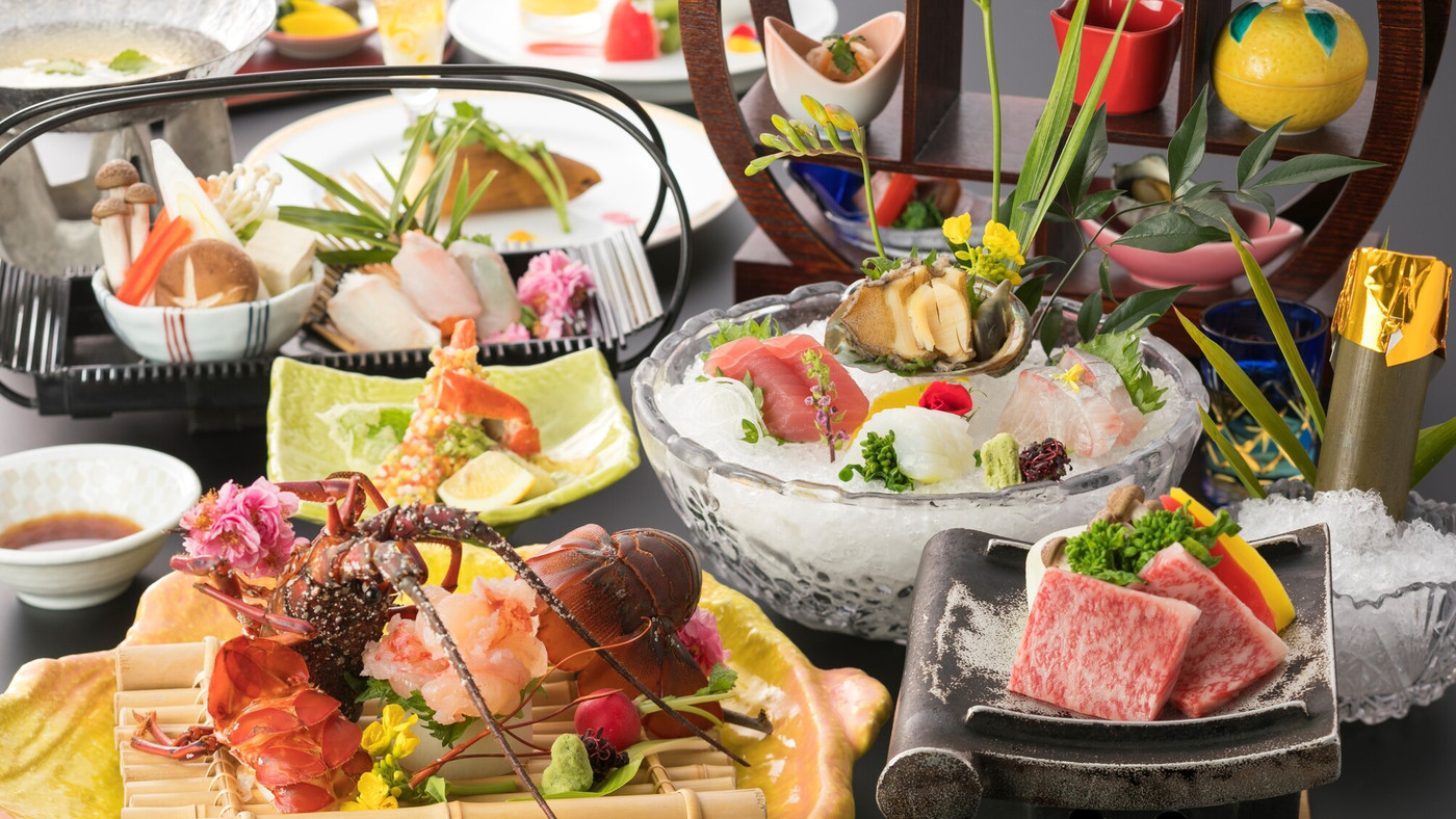 白良浜ビーチまで徒歩約30秒！絢爛会席で5つの高級食材を4027725