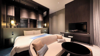 Room UTSUROI 禁煙