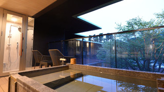 「涌」「然」和室10帖+洋室＋温泉露天風呂