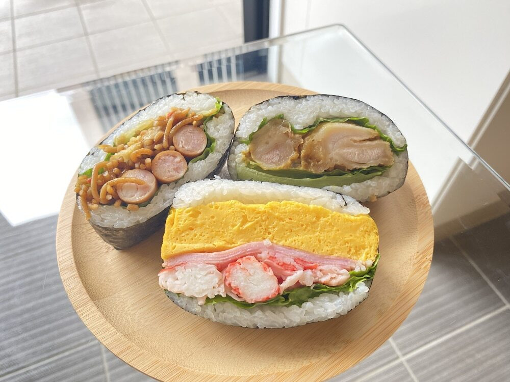 朝食