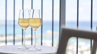 クラブツイン 禁煙 (クラブプール、ラウンジアクセス付き)