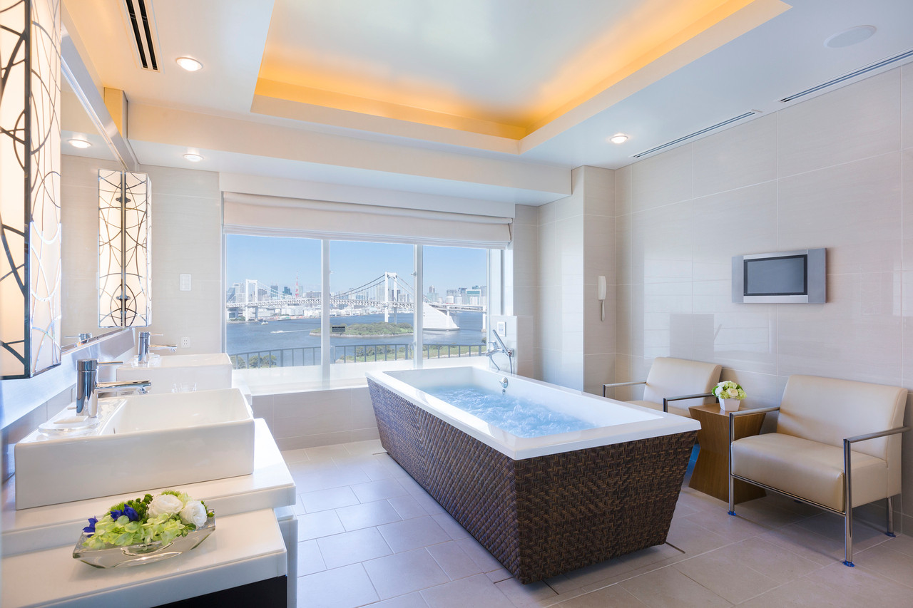 非日常感が盛りあがる特別なホテルに泊まりましょう3956851