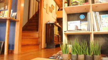 内部エントランス / 2