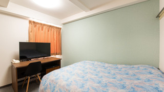 スタンダードセミダブルルーム 喫煙可