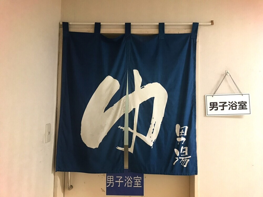 屋内スパ浴槽
