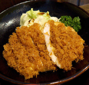 「直ちゃん」料理 56175 ちりちりとした、表面の揚げ具合が美味に直結