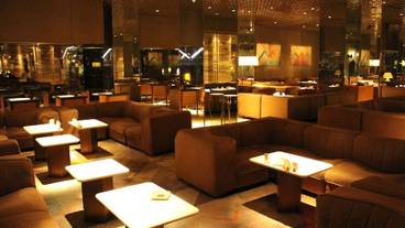 ロビーラウンジ / 15